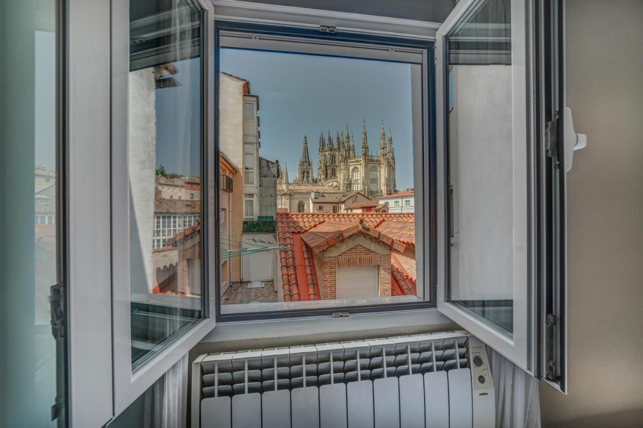 Iraipe Burgos Centro Apartamentos Esterno foto